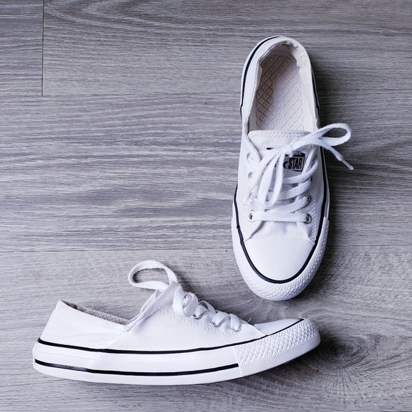 converse coral ox white